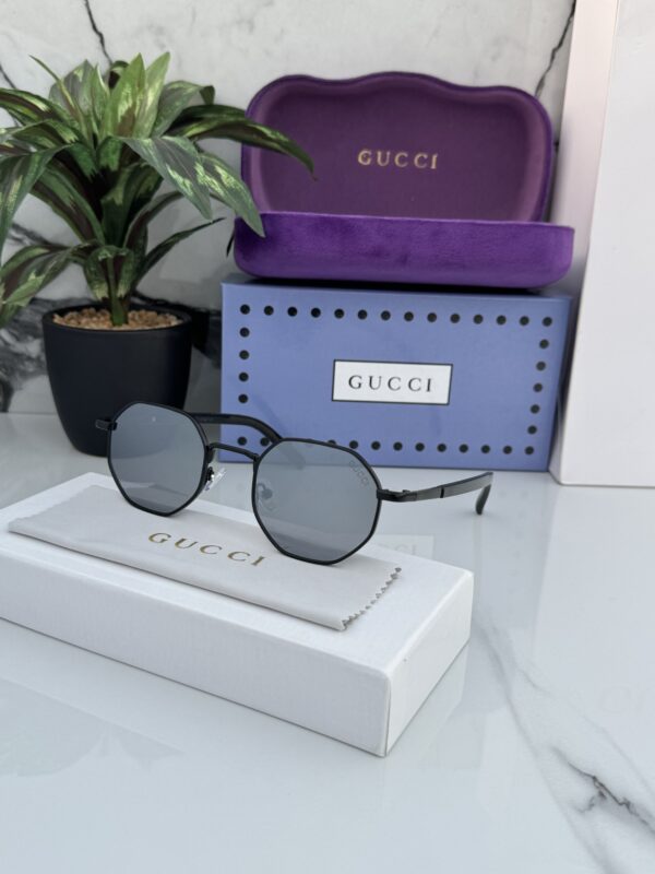 GUCCI_HEXAGONAL_BLACKSILVER