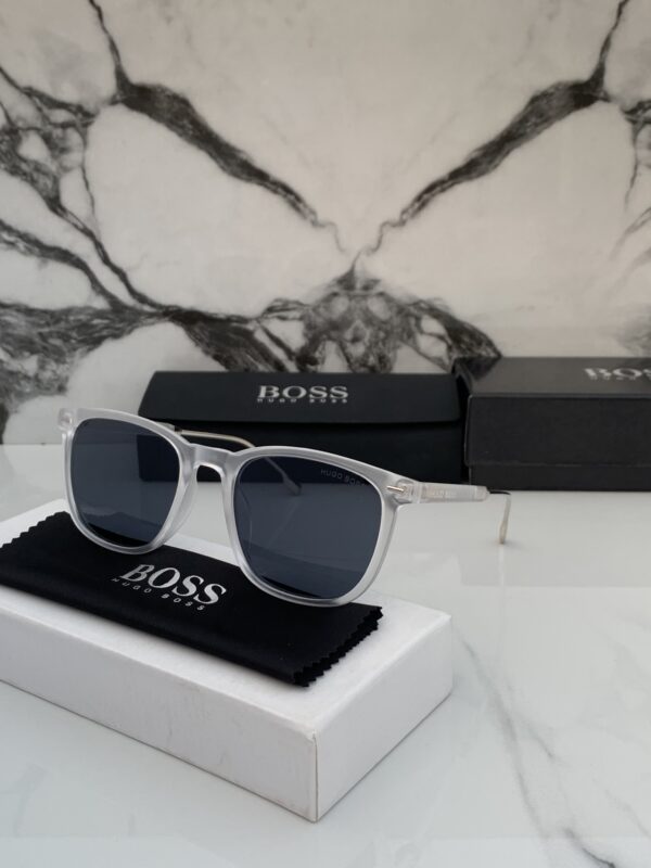 HUGO_BOSS_1375_WHITE_BLACK