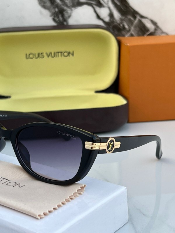 LOUIS_VUITTON_3312_BLACKSHADED