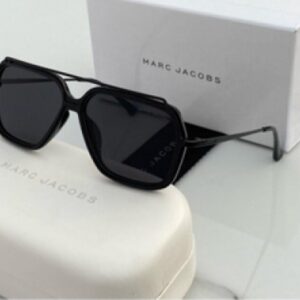 MARC JACOBS CLASSY FULL BLACK