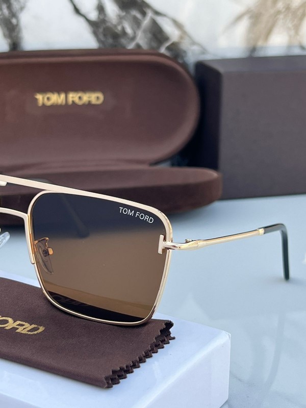 TOMFORD SLIM GOLD BROWN